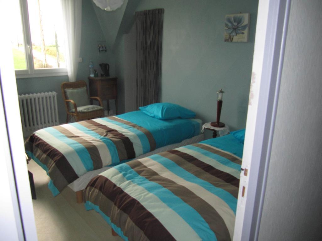Chambres D'Hotes La Pinderie Val-Couesnon Екстериор снимка