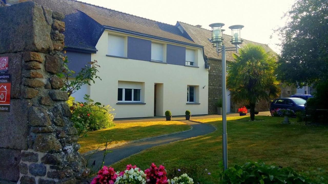 Chambres D'Hotes La Pinderie Val-Couesnon Екстериор снимка